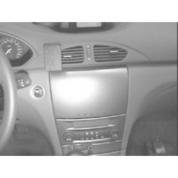 Brodit ProClip Center mount - Renault Laguna 2001-2004
