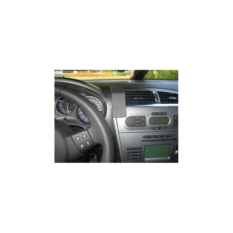 Brodit ProClip Center mount - Seat Leon 2006-2012 Brodit ProClip Center mount - Seat Leon 2006-2012