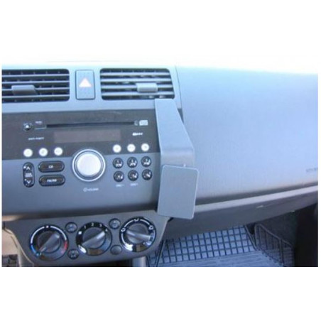 Brodit ProClip Angled Mount - Suzuki Swift 2005-2010