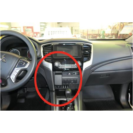 Brodit ProClip Center Mount - Mitsubishi L200 20-21 mod.