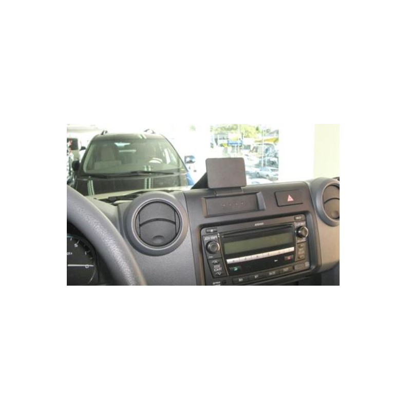 Brodit ProClip Center mount - Toyota LandCruiser 70 2008-2020