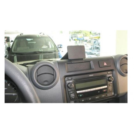 Brodit ProClip Center mount - Toyota LandCruiser 70 2008-2020