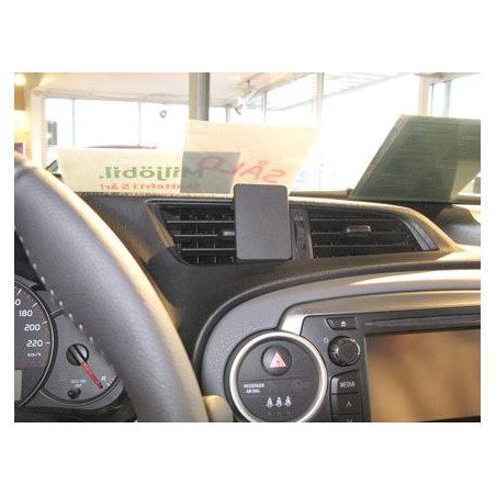 Brodit ProClip center mount - Toyota Yaris 2012-2014
