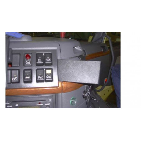 Brodit Forsterket ProClip Angled mount - Volvo FH/NH 2003-2007