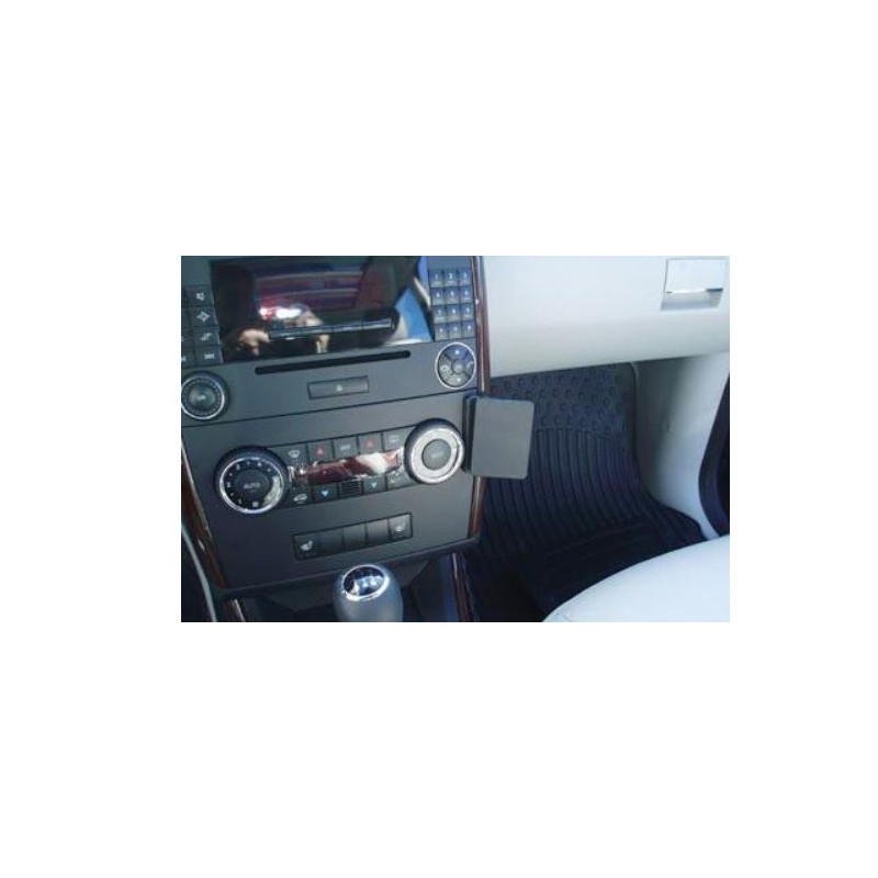 BRODIT ProClip Angled mount - Mercedes Benz A-Class 05-12 BRODIT ProClip Angled mount - Mercedes Benz A-Class 05-12