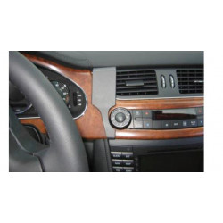 Brodit ProClip Center mount - Mercedes Benz CLS-Class 05-10