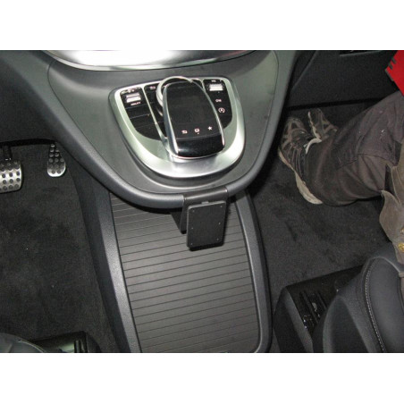 Brodit ProClip Center mount, low - Mercedes Benz V-Class 16-20