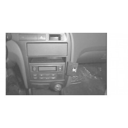 Brodit ProClip Angled Mount - Hyundai Elantra 2001-2003 wood