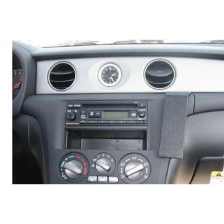 Brodit ProClip Angled Mount - Mitsubishi Outlander 2003-2006