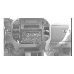 Brodit ProClip Angled Mount - Mitsubishi Pajero/Shogun 2000-2006