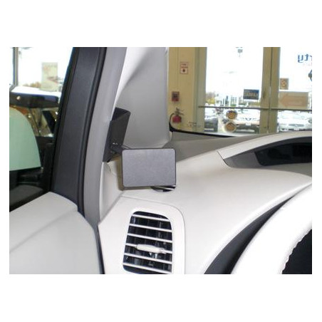 Brodit ProClip Left Mount - Nissan Leaf 2011-2017