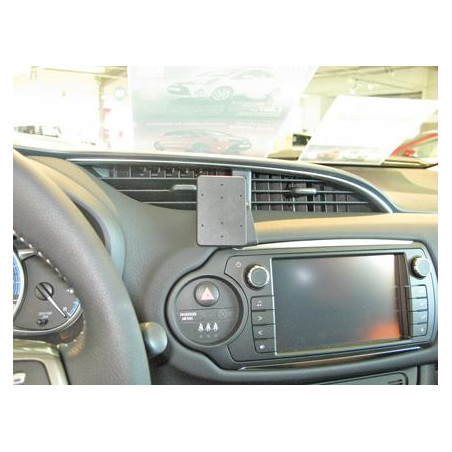 Brodit ProClip Center Mount - Toyota Yaris 2015-2020
