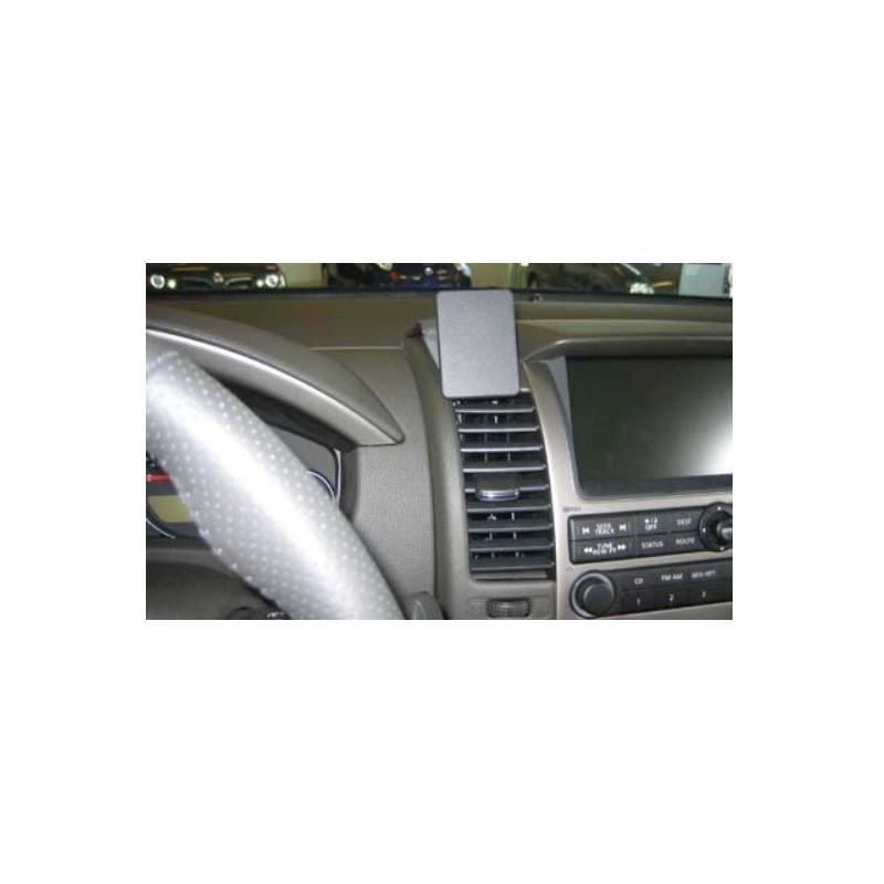 Brodit ProClip Center Mount - Nissan multi model 2005-2010