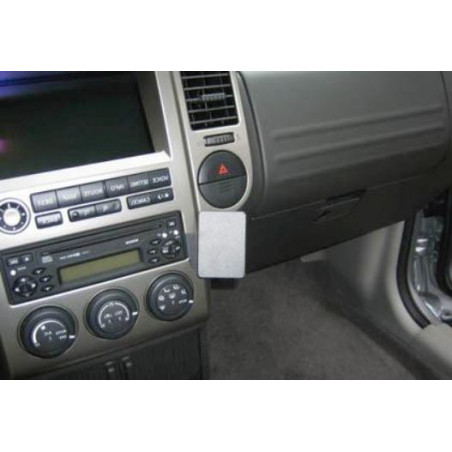 Brodit ProClip Angled Mount- Nissan X-Trail 2004-2007