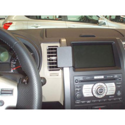 Brodit ProClip Center Mount- Nissan X-Trail 2008-2013