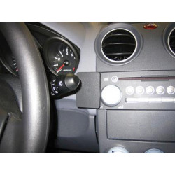 Brodit ProClip Center Mount - Mitsubishi Colt 2005-2008