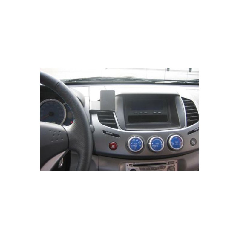 Brodit ProClip Center Mount - Mitsubishi L200 2006-2015 Brodit ProClip Center Mount - Mitsubishi L200 2006-2015