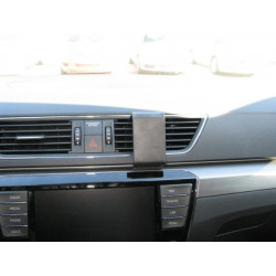 Brodit ProClip Center Mount Skoda Superb 2016-2018