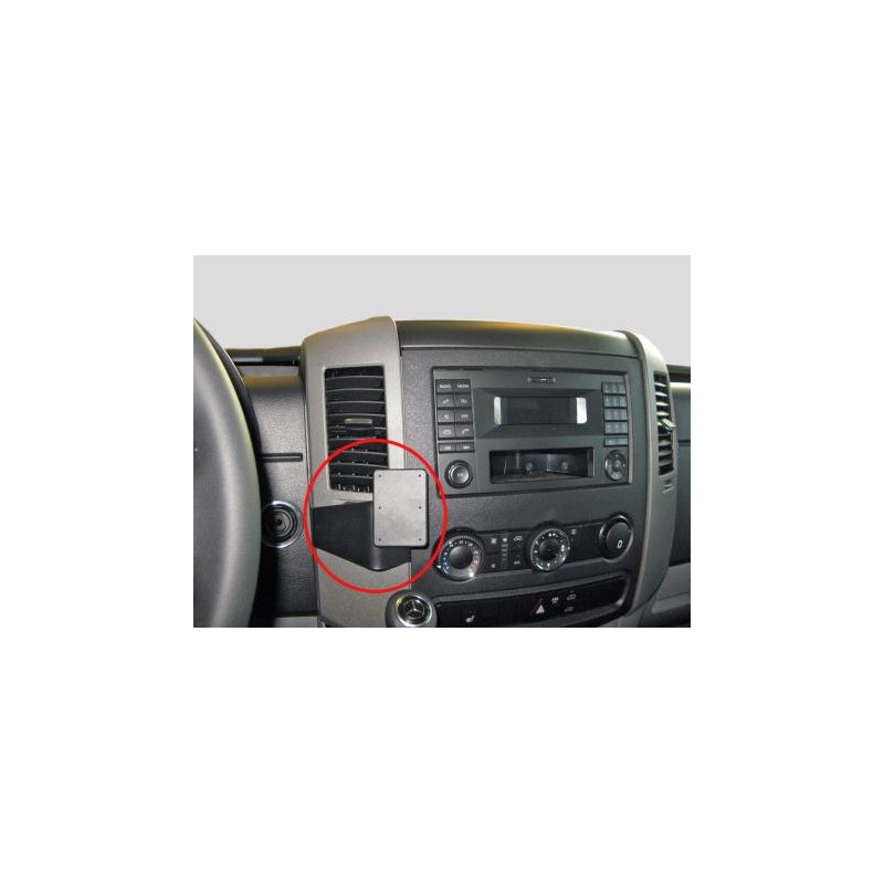 Brodit ProClip Center mount low - Mercedes Benz Sprinter 07-18