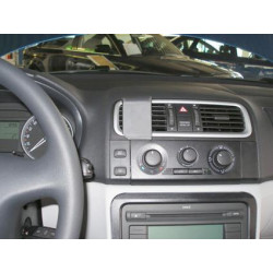 Brodit ProClip Center Mount Skoda Fabia/Roomster 07-15