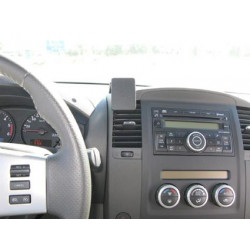 Brodit ProClip Center Mount - Nissan King Cab / Navara 2011-2015