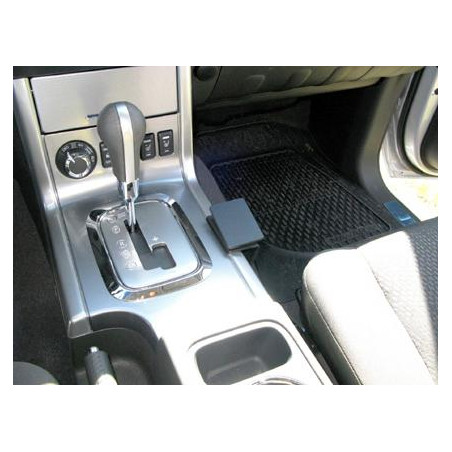 Brodit ProClip Console Mount - Nissan King Cab/ Navara 2011-2015